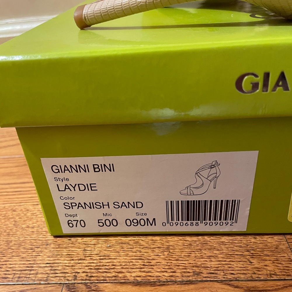 🧡Gianni Bini Sz 9 Laydie Heels🧡 - Picture 5 of 7